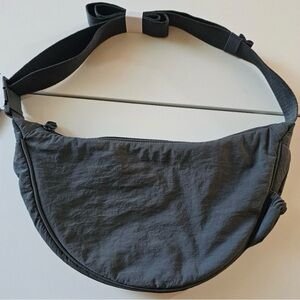 Uniqlo Round Mini Shoulder Bag